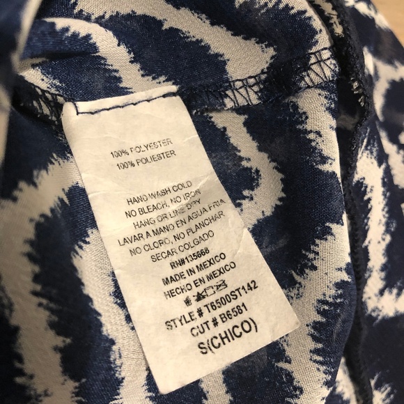 SOLD! Sleeveless Navy Blue/White Tank - Picture 4 of 4